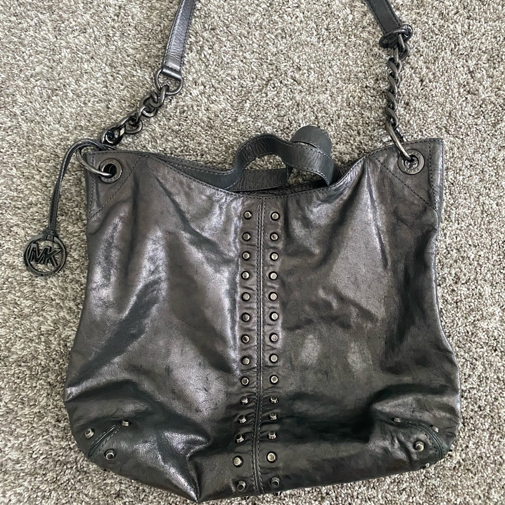 Shoulder gun metal Stud MK bag